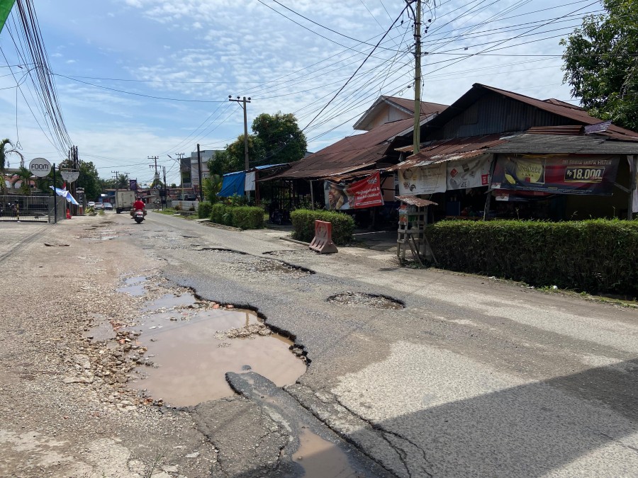 Rusak Parah, Jalan Serayu Labuh Baru Timur Segera Diperbaiki