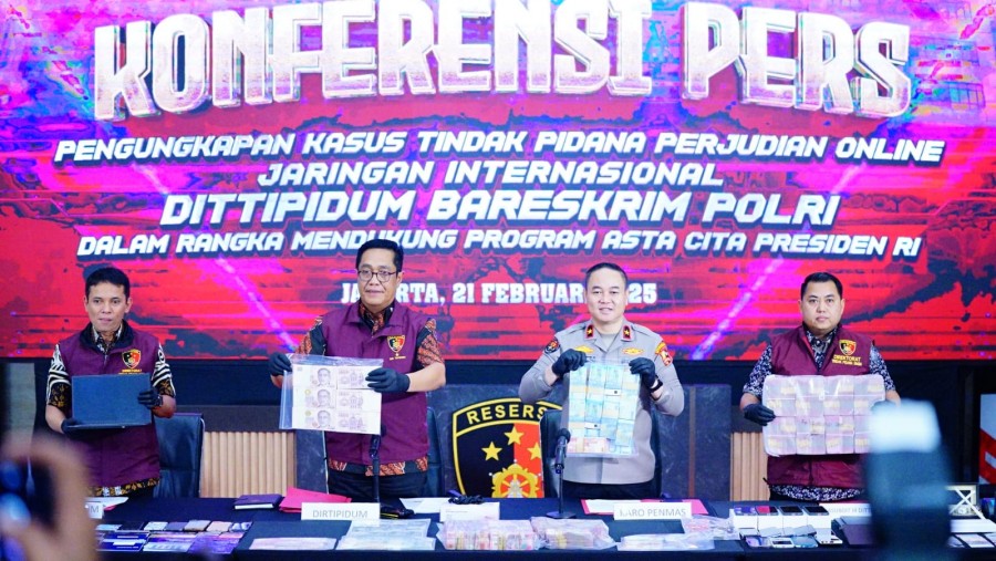 Bareskrim Polri Bongkar Jaringan Judol Internasional 1XBET, Barang Bukti Rp11,9 M Disita