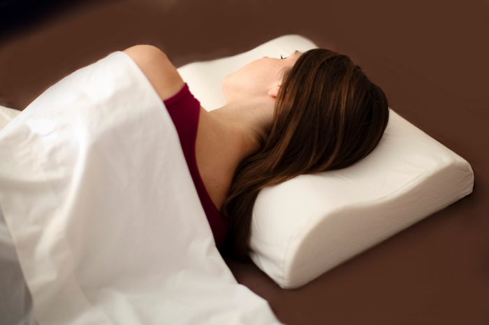 Kebiasaan Tidur Tanpa Bantal Ternyata Tidak Baik Untuk Kesehatan