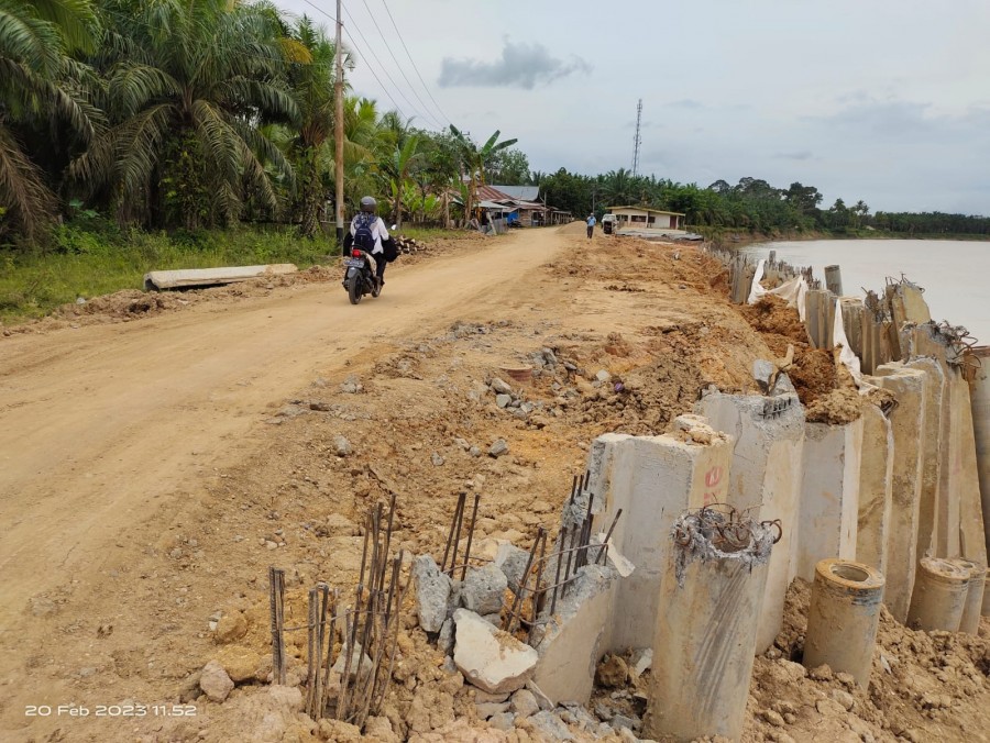 BBWS Kena Tegur, Proyek APBN Pembangunan Turap di Inhu Mangkrak