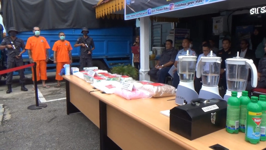 BNNP Gagalkan Pengiriman 20 Kg Sabu dan 19.694 Pil Ekstasi ke Makassar