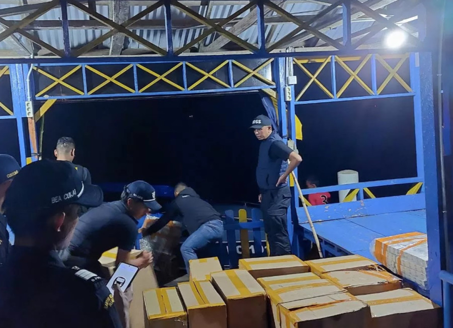 Satpolairud Inhil Gagalkan Penyelundupan 4.000 Slop Rokok Ilegal