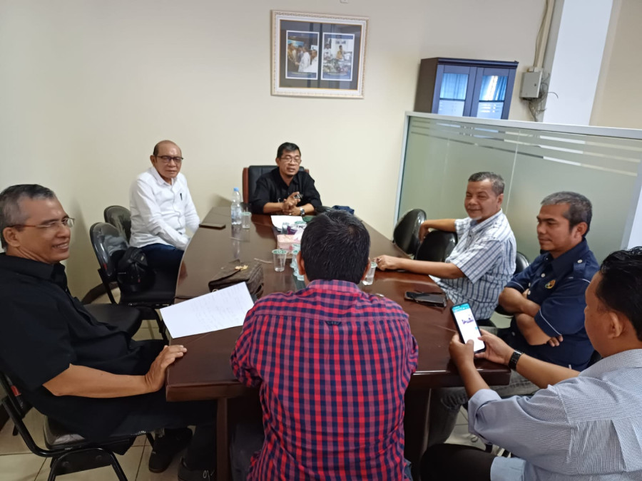 Plt Ketua PWI Riau Pimpin Rapat Persiapan KLB, Ini Tanggalnya