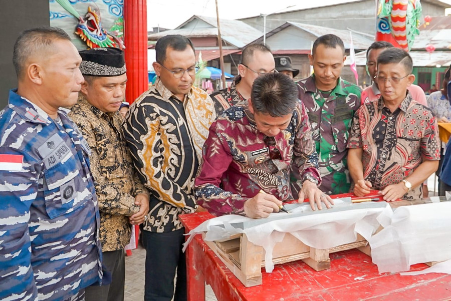 Bupati Rohil Resmikan Jembatan dan Kelenteng Kiu Kiotong di Sinaboi