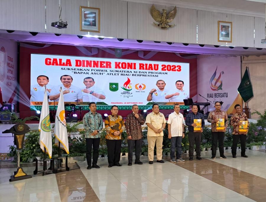 Gala Dinner KONI Riau 2023, Gubri Minta Pertahankan Juara Umum Porwil Sumatera