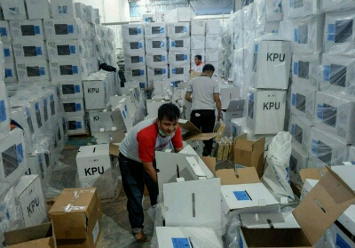 Waduh, Kotak Suara di Jember Rusak Dimakan Rayap dan Terkena Hujan