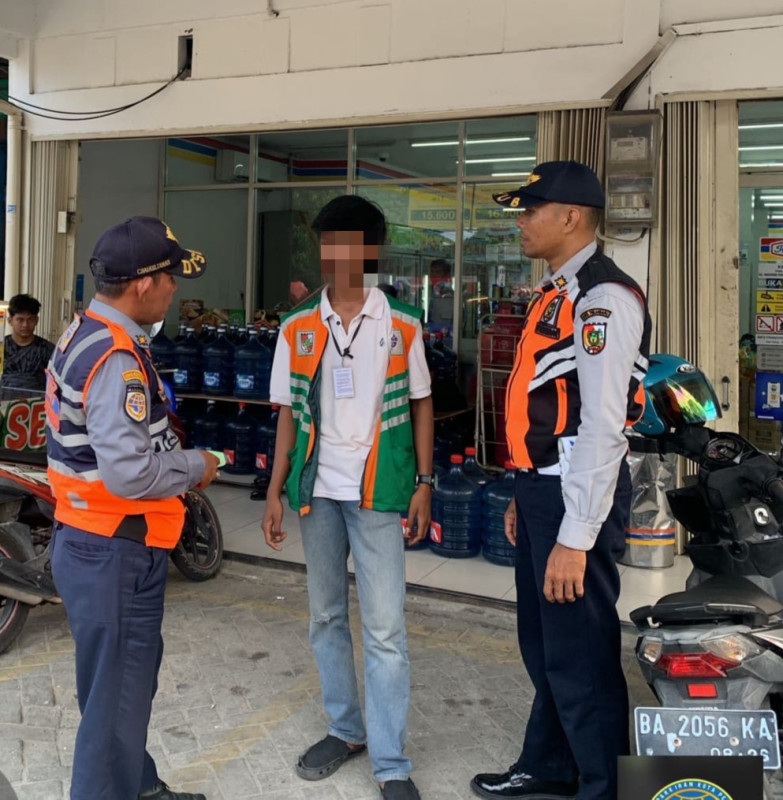 Dishub Pekanbaru Tindak Jukir bandel Kutip Parkir di Areal SPBU