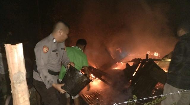 Kebakaran Rumah Warga di Kuansing, Ibu dan Anak Tewas Mengenaskan 