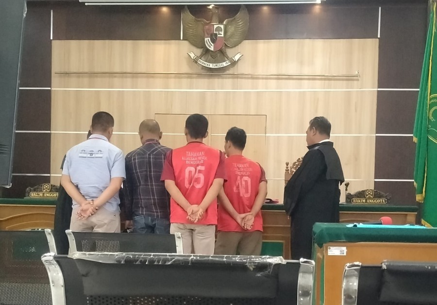 Tiga Warga Tengganau Disidang atas Dugaan Pencurian Pipa Gas PHR