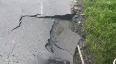 Jalan Lintas Sumbar–Riau Terban di KM 163, Akses Lalu Lintas Terganggu