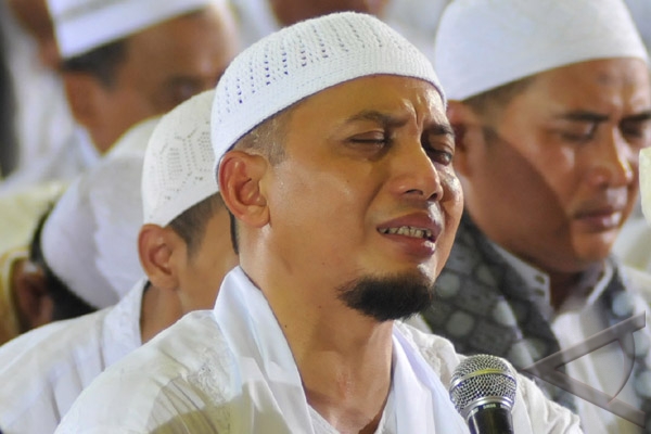 Ustaz Arifin Ilham Sakit, Mohon Doa Seluruh Masyarakat Indonesia