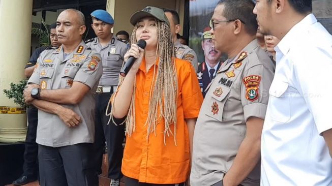 Fakta Terbaru, Lucinta Luna Sudah Kenal 2 Tahun Dengan Pemasok Narkoba 