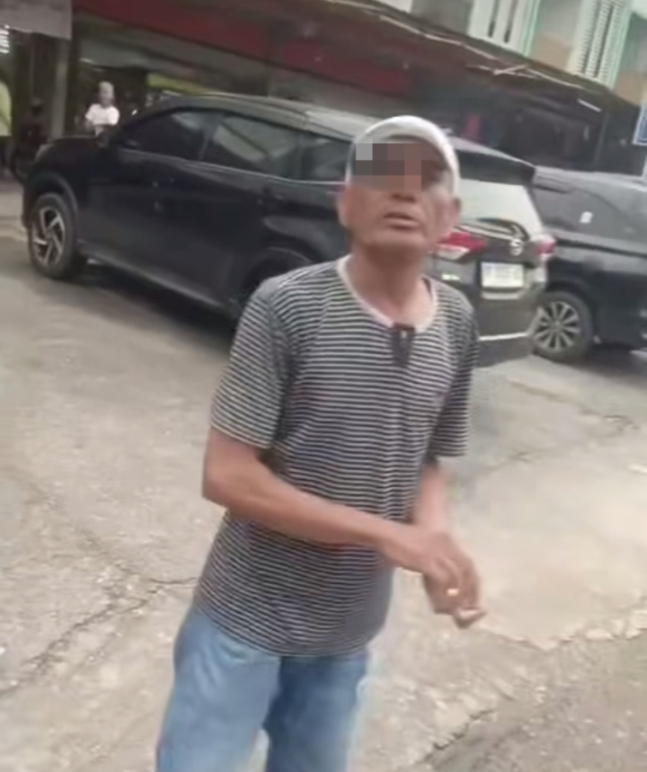 Juru Parkir di Pekanbaru Tertangkap Paksa Pengendara Bayar Tarif Lebih Mahal