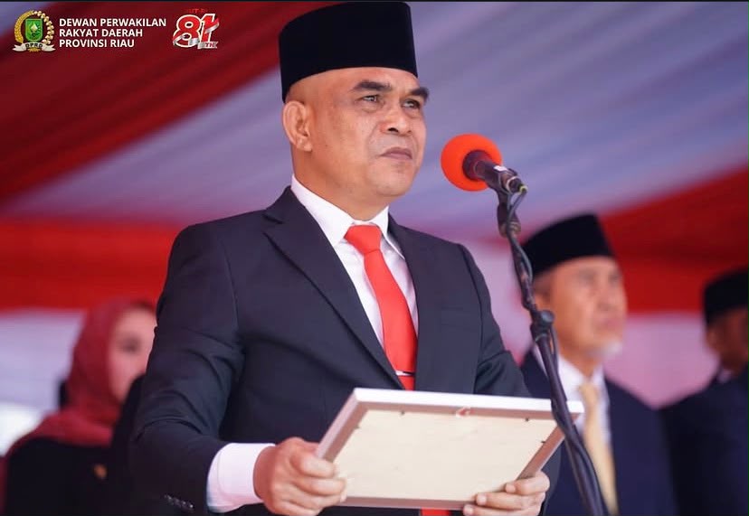 Ketua DPRD Riau Bacakan Teks Proklamasi pada Upacara HUT ke-81 Kemerdekaan RI