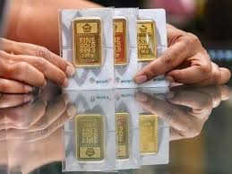 Harga Emas Antam Hari Ini Naik Tinggi, Sentuh Rp1.395.000 per Gram