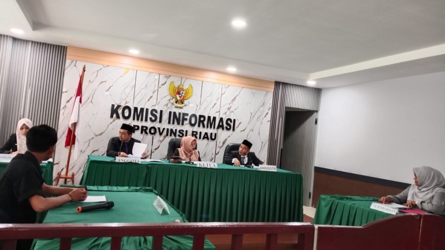 Prinsipal DPRD Riau Tak Hadir Lagi, Sidang Sengketa Informasi Kembali Ditunda