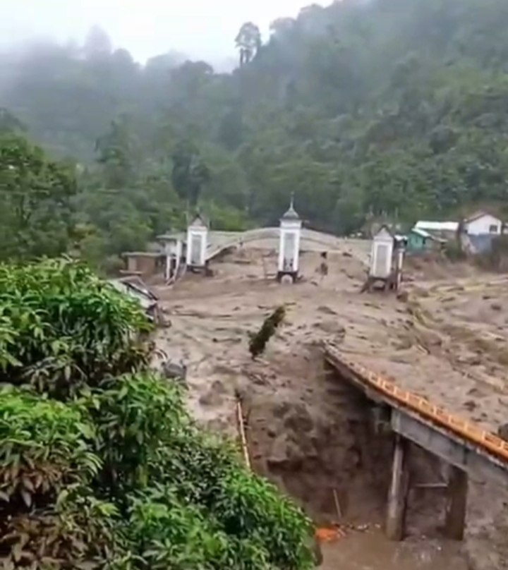 Banjir Bandang di Sumatera, Korban Meninggal 174 Jiwa Puluhan Lainnya Hilang