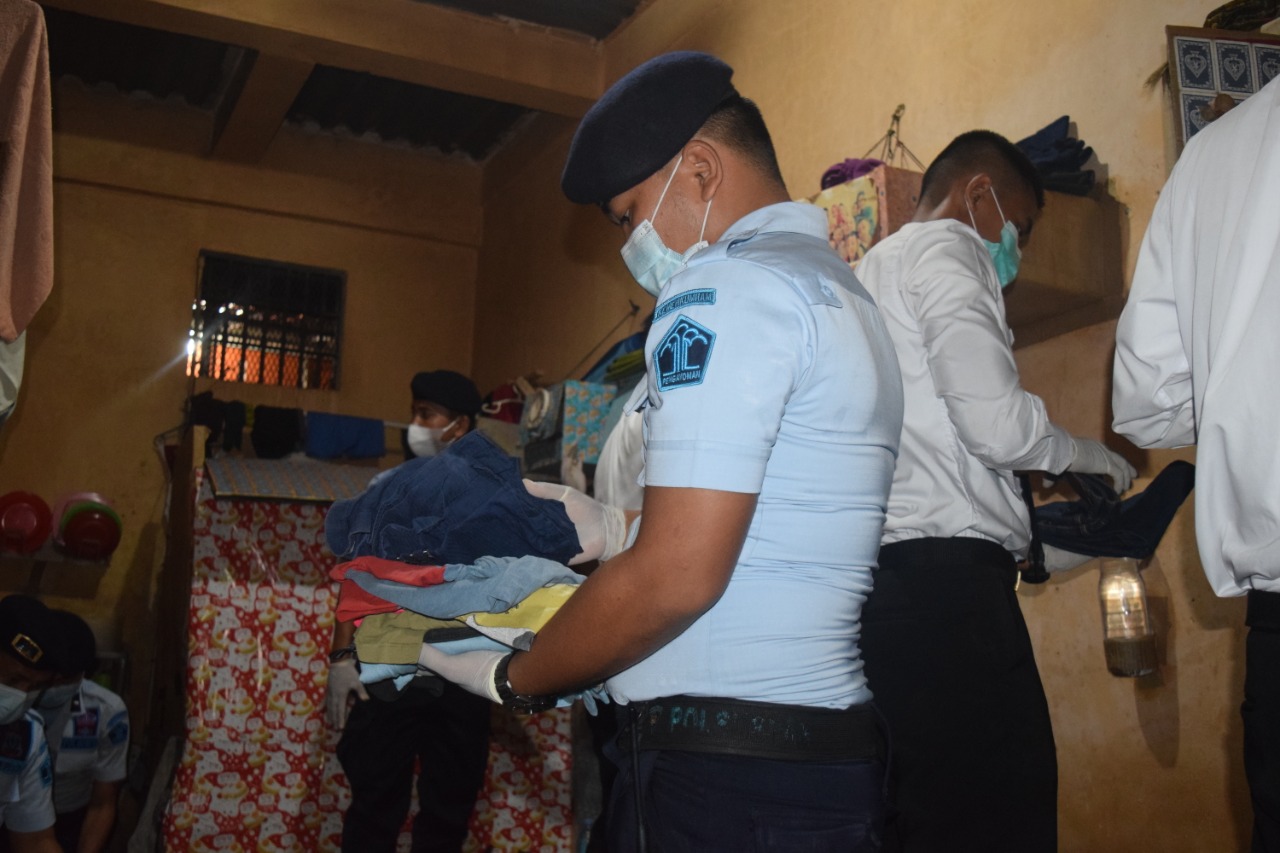 Warga Binaan Disebut Kendalikan Narkoba, Rutan Pekanbaru Gelar Razia