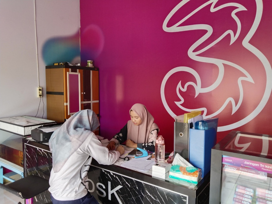 Tri Berdayakan UMKM Lokal untuk Perluas Pusat Layanan 3Kiosk di Sumatera