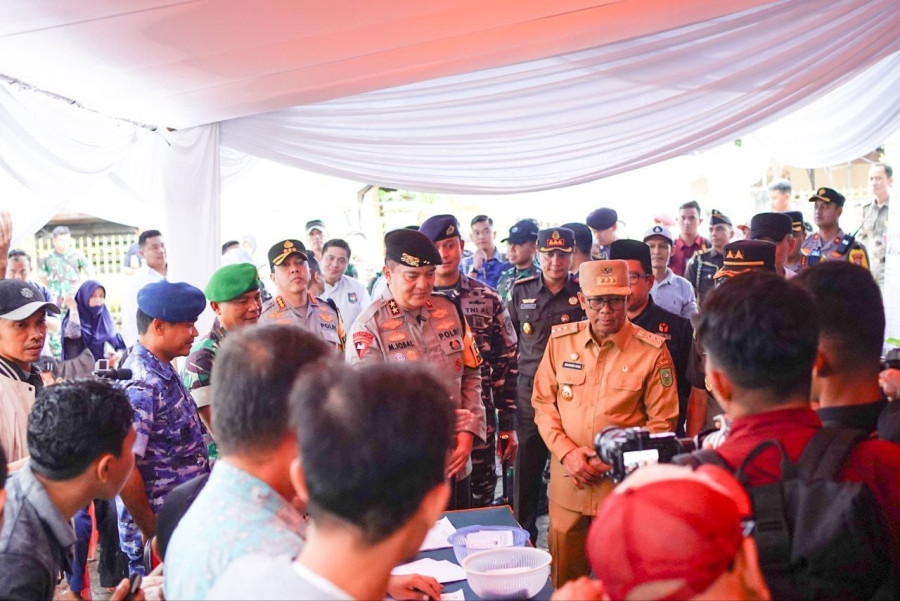 Pj Gubri Turun Cek TPS Pilkada Serentak di Riau