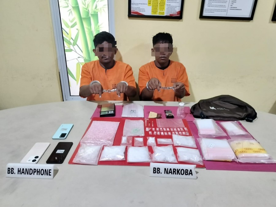 Gerebek Dini Hari di Kampar, 31 Paket Sabu dan 528 Butir Ekstasi Diamankan