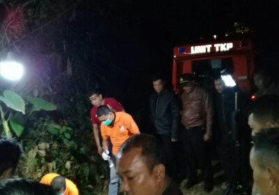 Geger, Warga Temukan Potongan Tubuh Manusia Hangus Terbakar di Selokan