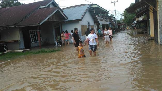 Pemprov Riau Segera Tetapkan Status Siaga Banjir dan Tanah Longsor