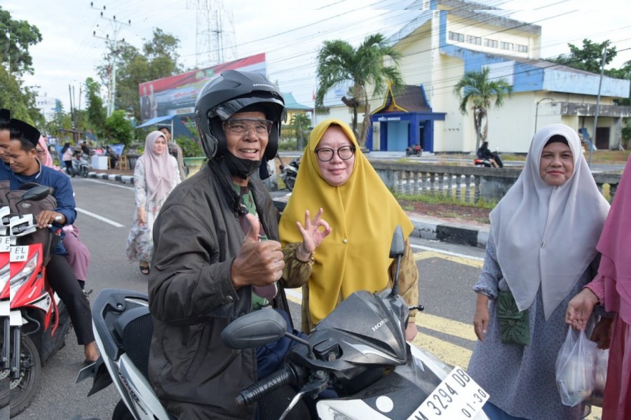 TP PKK Bengkalis Bagikan 400 Paket Takjil, Wujud Kepedulian di Bulan Ramadan