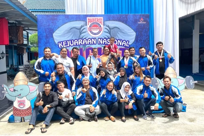 Pabersi Riau Targetkan 5 Medali Emas di BK Angkat Berat Lampung