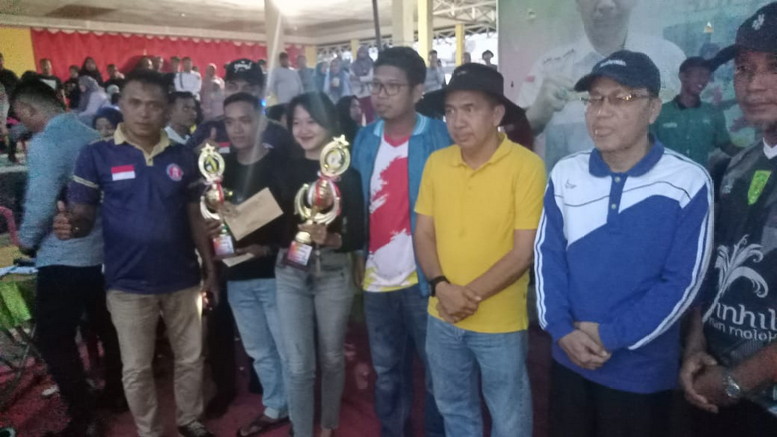 Ketua DPRD Inhil Tutup Open Turnamen Bola Voli Pemuda Cup 2023 di Teluk Pinang