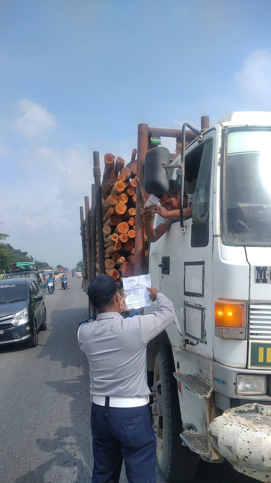 Sebanyak 159  Kendaraan Angkutan Terjaring Razia Dishub Riau