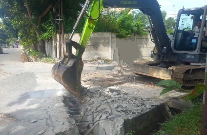 Polemik Pembayaran Proyek, Semenisasi Jembatan di Pekanbaru Dibongkar Kontraktor