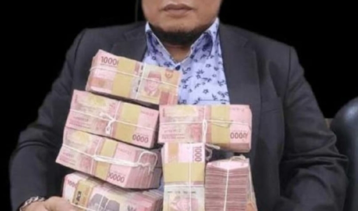 Viral Anggota DPRD di Riau Pamer Uang Banyak di Medsos, Inisialnya NA
