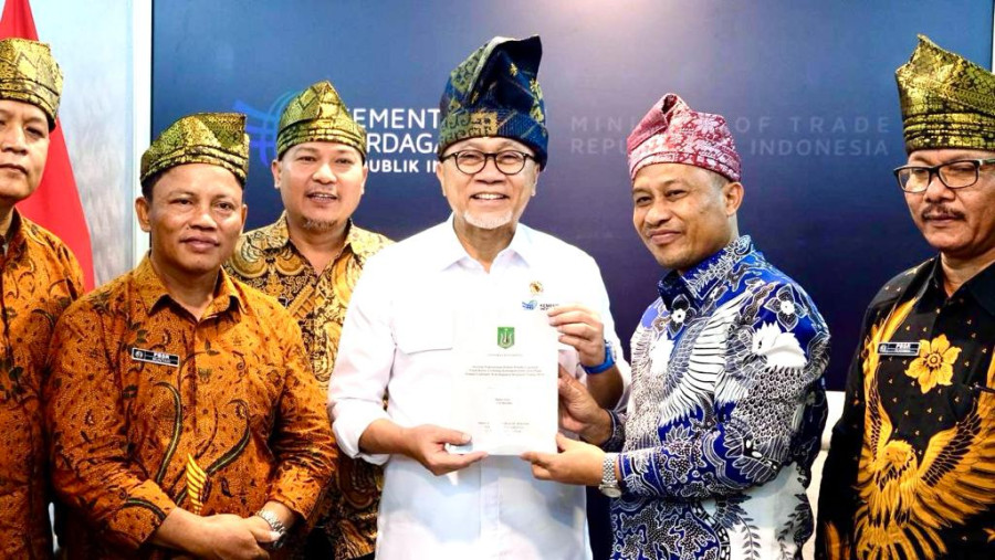 Putaran Duit Per Hari Rp 15 Milyar Menteri Zulhas Undang Pedagang Bakso Riau