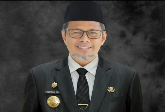 Siang Ini, Gubri Lantik Masrul Kasmi Jadi Sekdaprov Riau