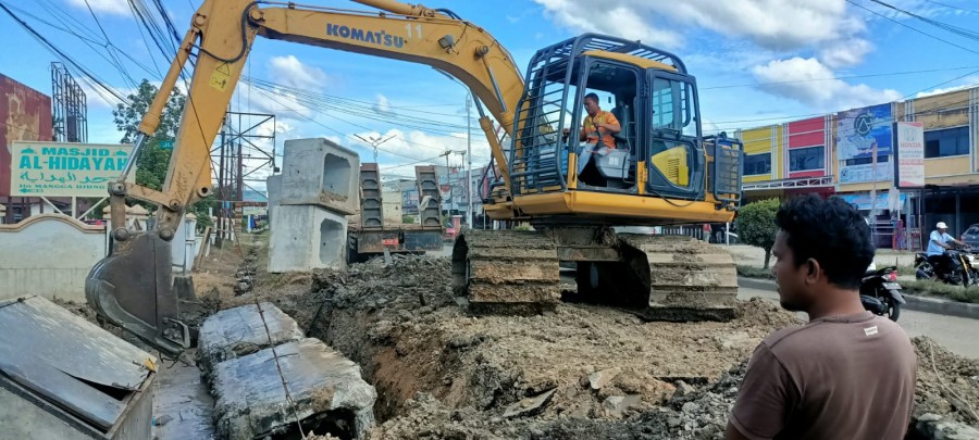 Dinas PUPR Riau Perbaiki Jalan Ujung Batu, Rokan Hulu