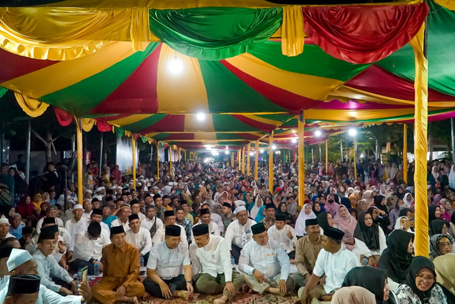 Tabligh Akbar HUT Rohil ke-24 Hadirkan Ustad Solmed dari Jakarta