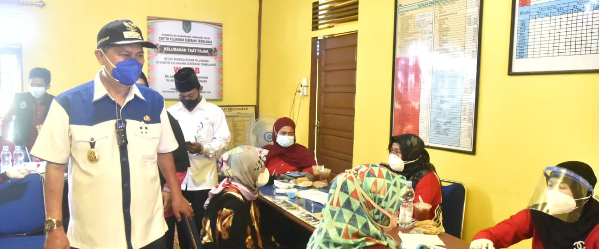 Wabup H.Syamsuddin Tinjau Pelaksanaan Vaksinasi  di 2 Titik