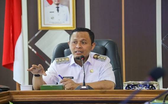 Pemko Pekanbaru Siapkan Hadiah Umroh untuk Peserta Nikah Massal