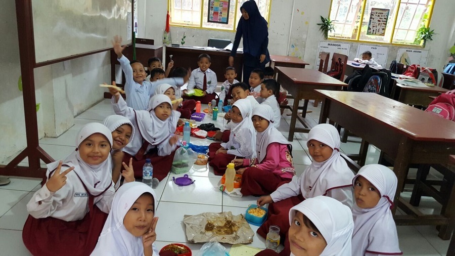 Sekolah Diingatkan Soal Makan Bersama, Jangan Menjadi Klaster Baru