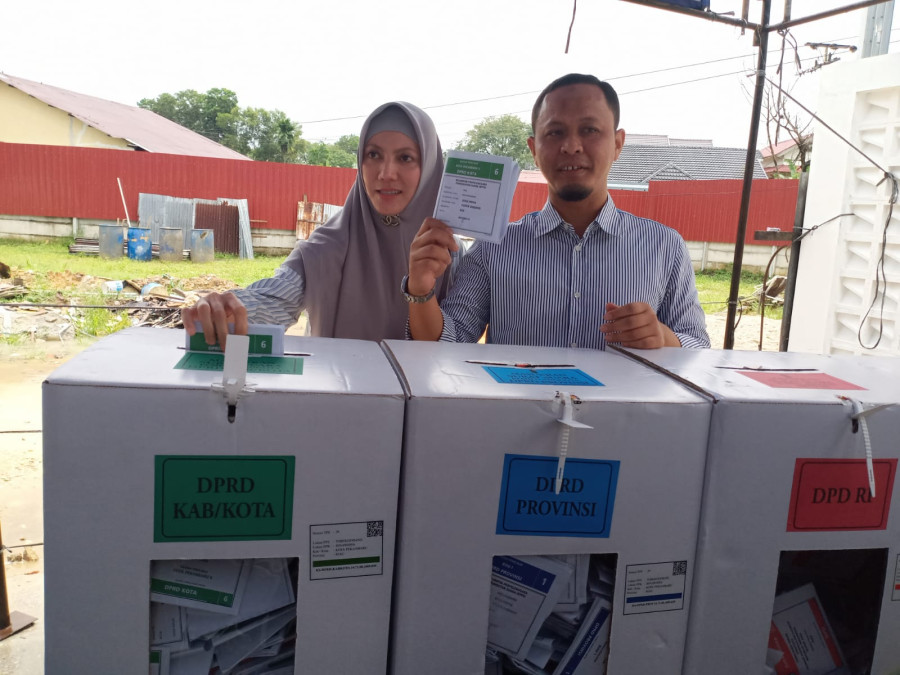 Diwarnai Hujan, Agung Nugroho Apresiasi Antusias Warga Datangi TPS