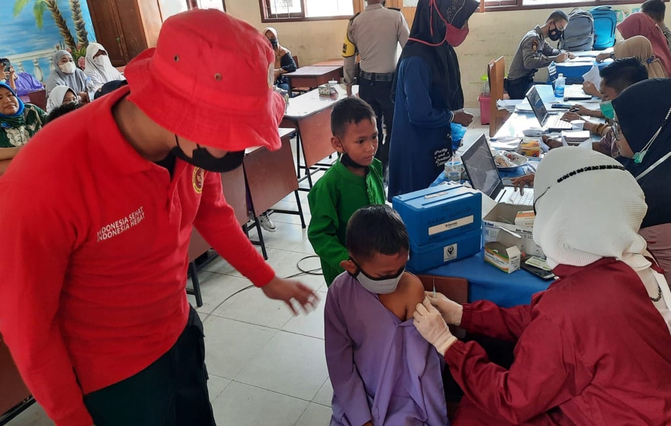 Diikuti Ribuan Orang, Binda Riau Gelar Vaksinasi untuk Wujudkan Status Endemi