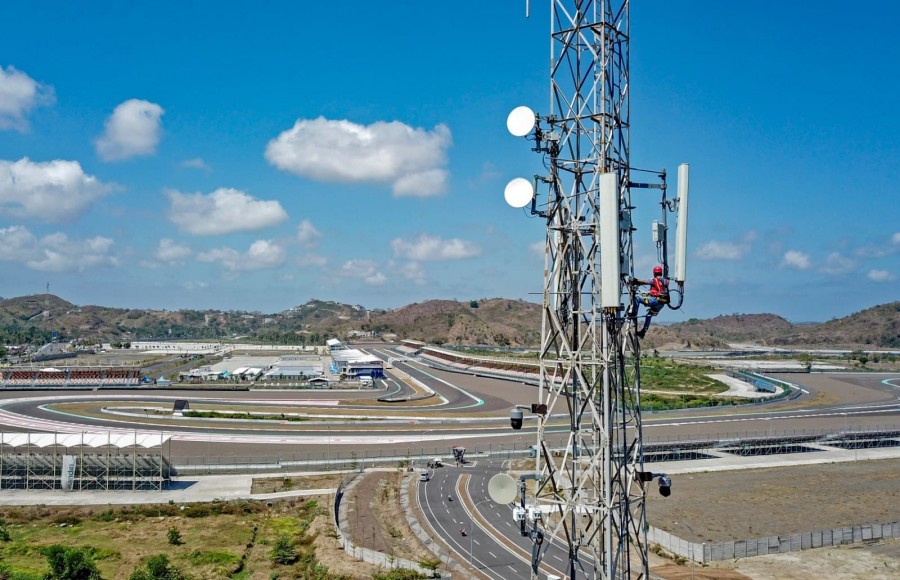 Indosat Ooredoo Hutchison Catat Laba Dua Digit di 2024, Perkuat Transformasi AI