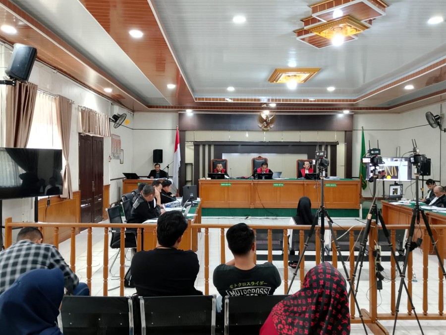 Hakim Kaget! Bagi-bagi Uang 15 Persen Diatur oleh Untung Ajudan Risnandar
