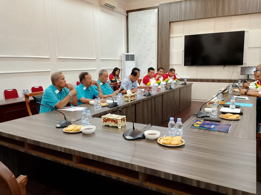 Bonus PON Tak Kunjung Cair, Atlet dan Pelatih Riau Sampaikan Kekecewaan ke Gubernur