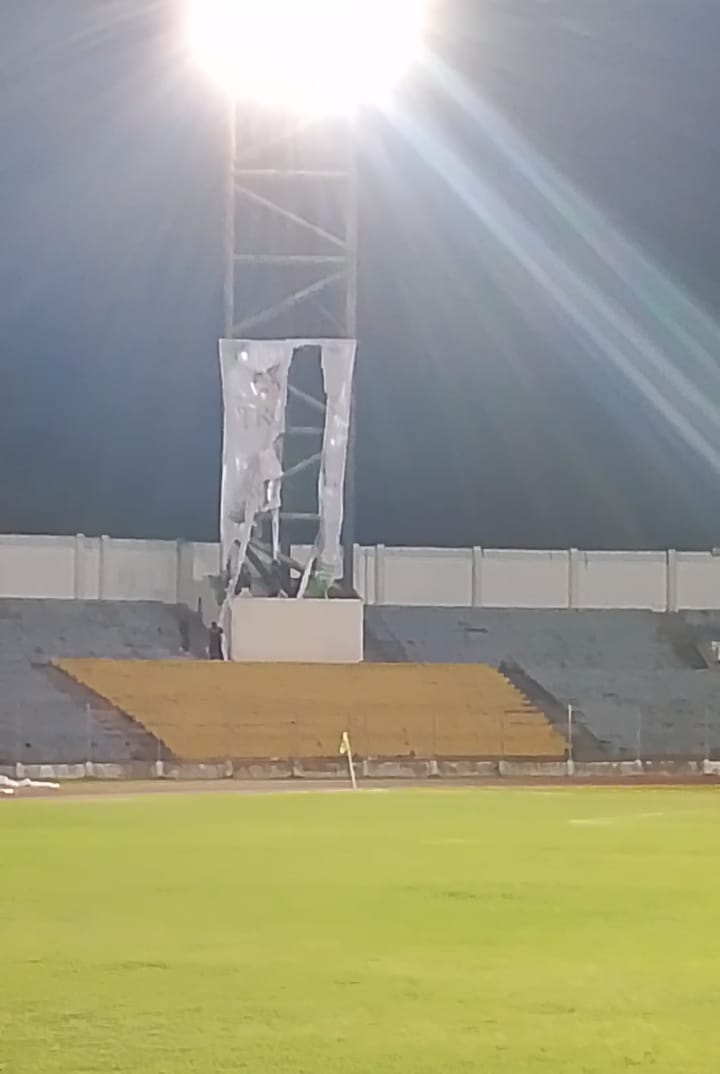 Trofeo Riau Bermarwah Batal di Gelar, Massa Tak Dikenal Serbu dan Rusak Stadion