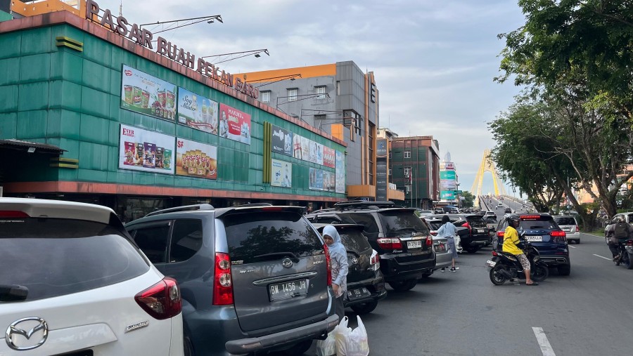 Parkir Pasar Buah Ganggu Pengguna Jalan, Aidil Amri Angkat Bicara