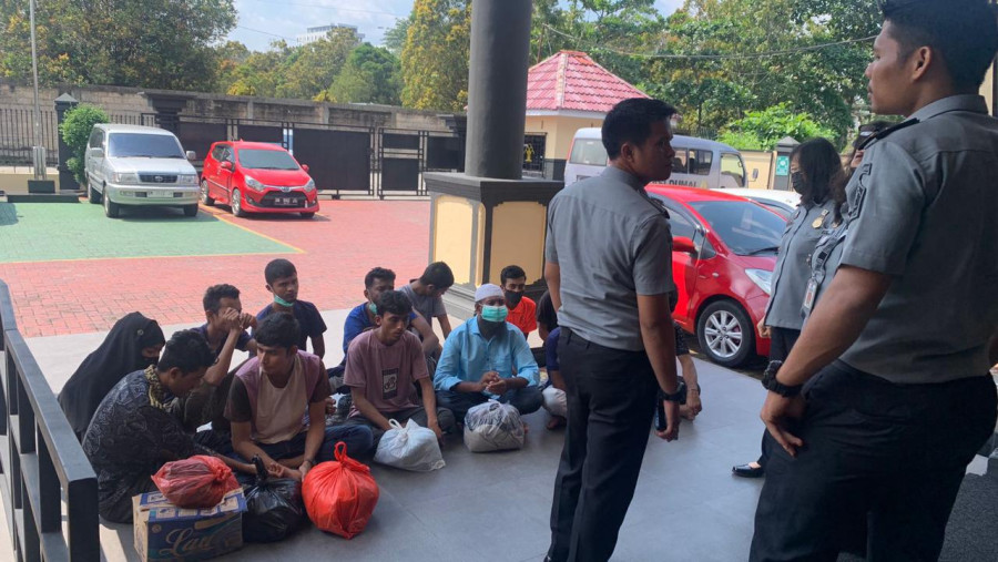 Pengungsi Rohingya Dilarang Keluar dari Rudenim Pekanbaru