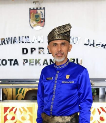 Jumat Barokah, DPD PAN Pekanbaru Daftarkan Bacaleg ke KPU