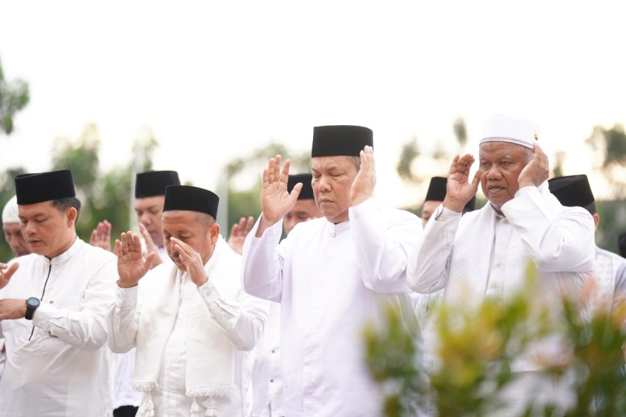 Pemprov Riau Gelar Salat Iduladha 1447 H, Ribuan Masyarakat Padati Halaman Kantor Gubernur